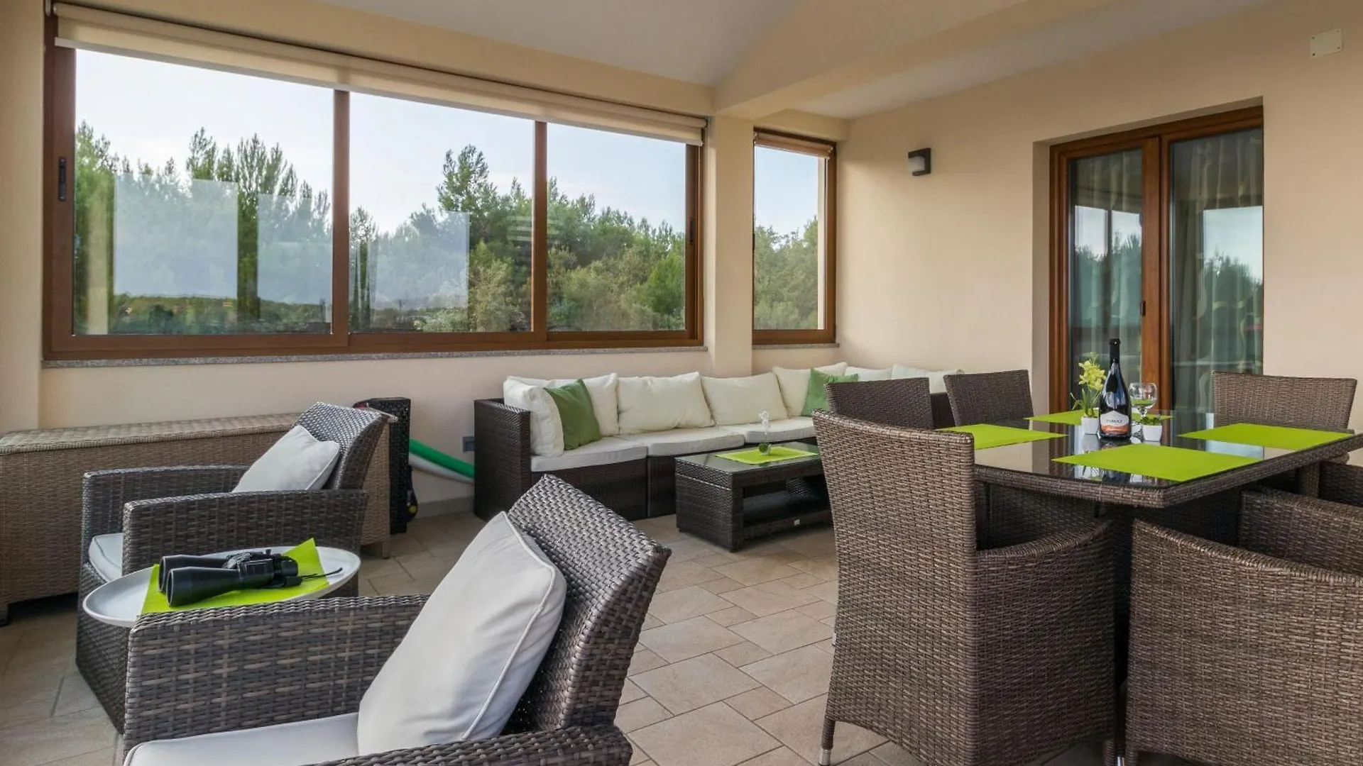 Nettes Ferienhaus In Pomer Mit Privatem Pool